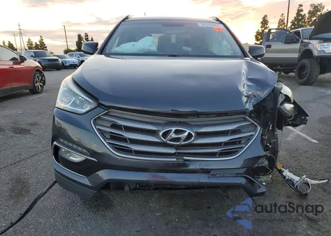 2017 Hyundai Santa Fe Sport z USA, uszkodzony, nr VIN 5XYZU3LB5HG449707